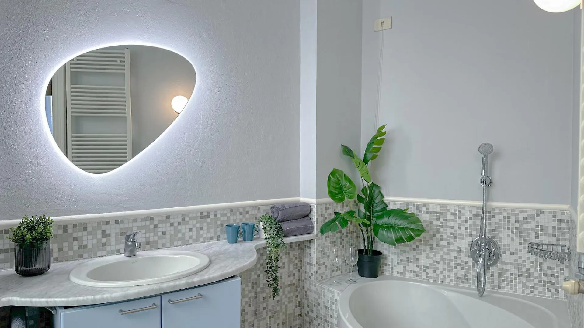 De Amicis 29 - Duomo - Sant'Ambrogio Apartment Milan