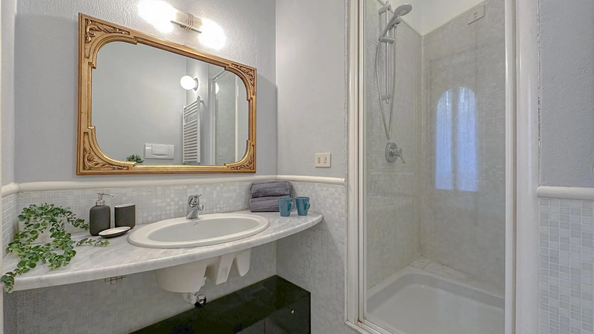 De Amicis 29 - Duomo - Sant'Ambrogio Apartment Milan